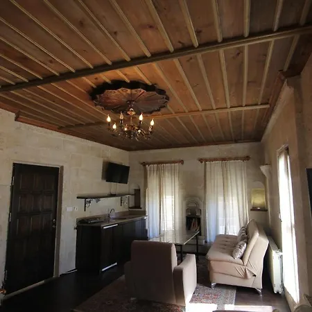 Happy Cave House Aparthotel 2*